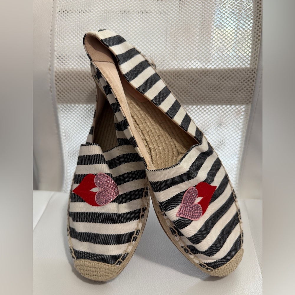Kate Spade Heart Kiss Espadrilles Size 10B
